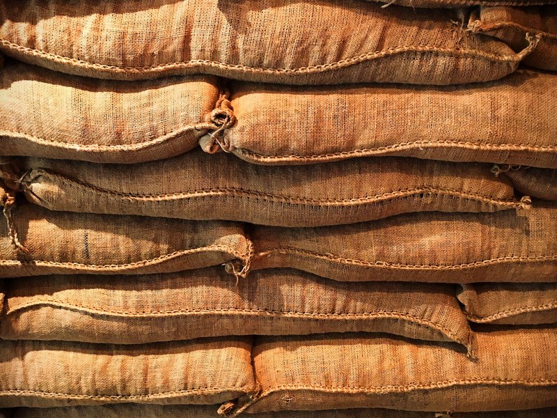 Tumpukan karung biji kopi